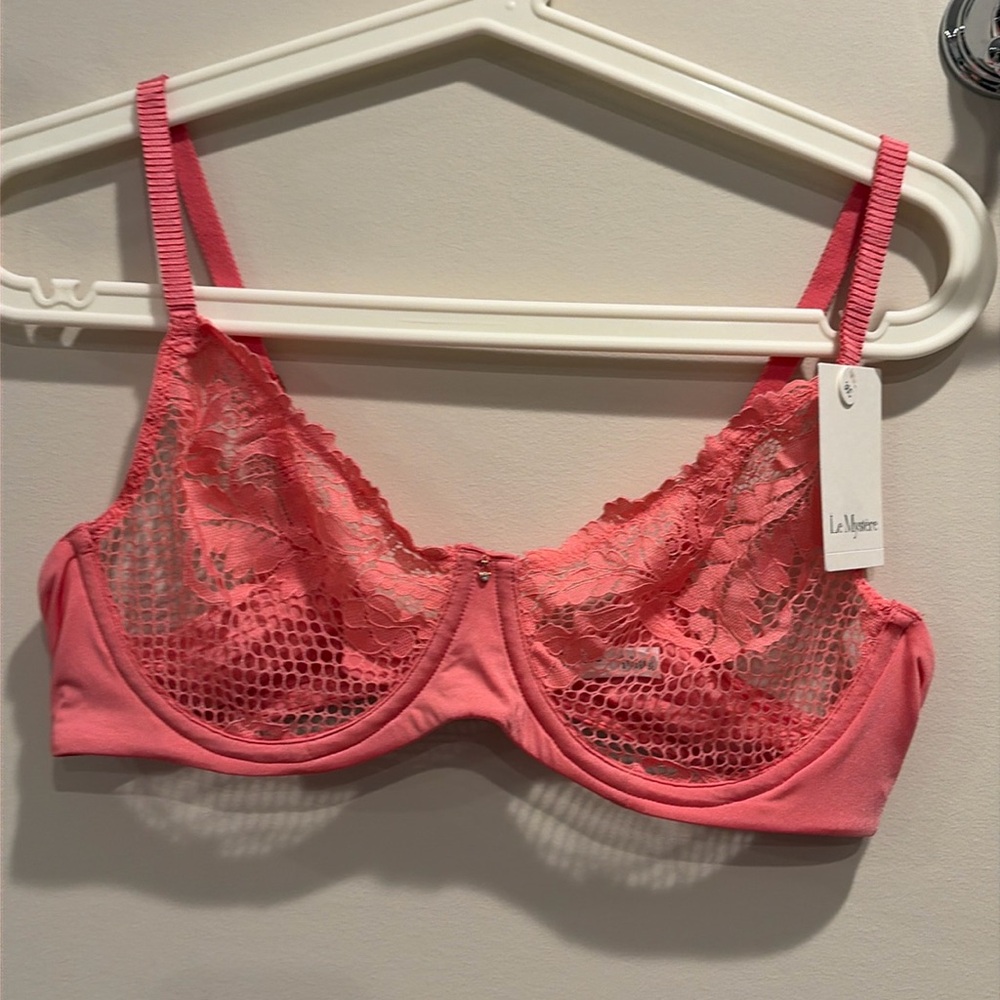 Le Mystere Lace Allure Unlined Bra